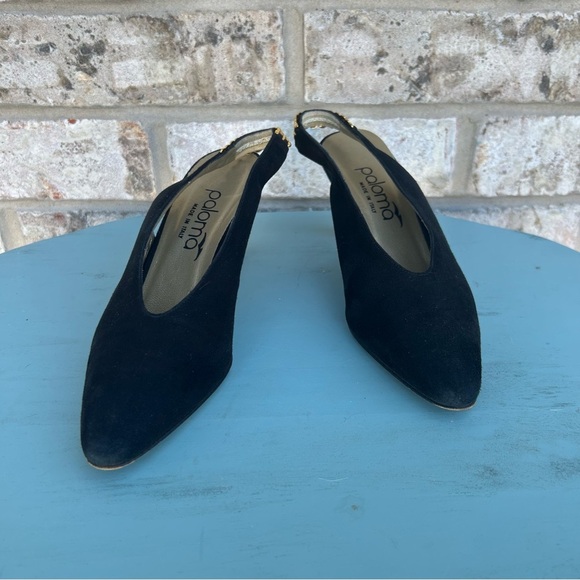 Vintage Paloma Made in Italy Size 6 Black Suede Strap Heel with Gold Detail - Picture 5 of 7